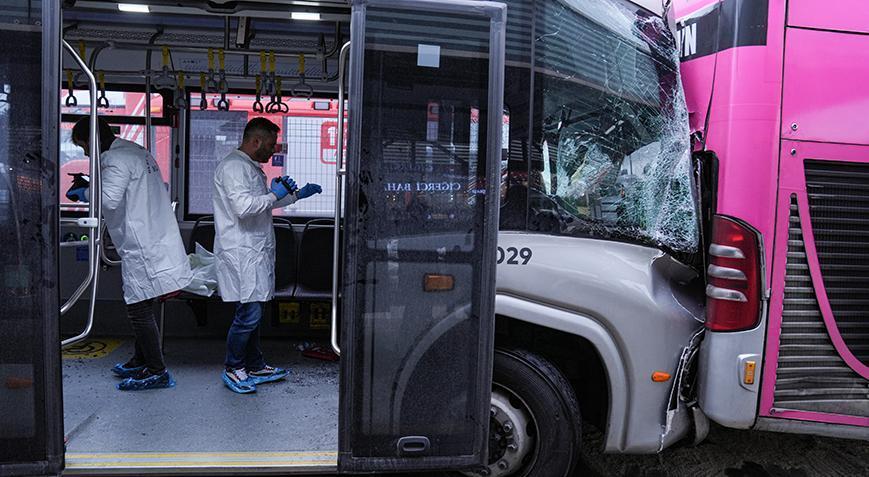 Son dakika: Beylikdüzü’ndeki metrobüs kazasından ilk görüntüler geldi